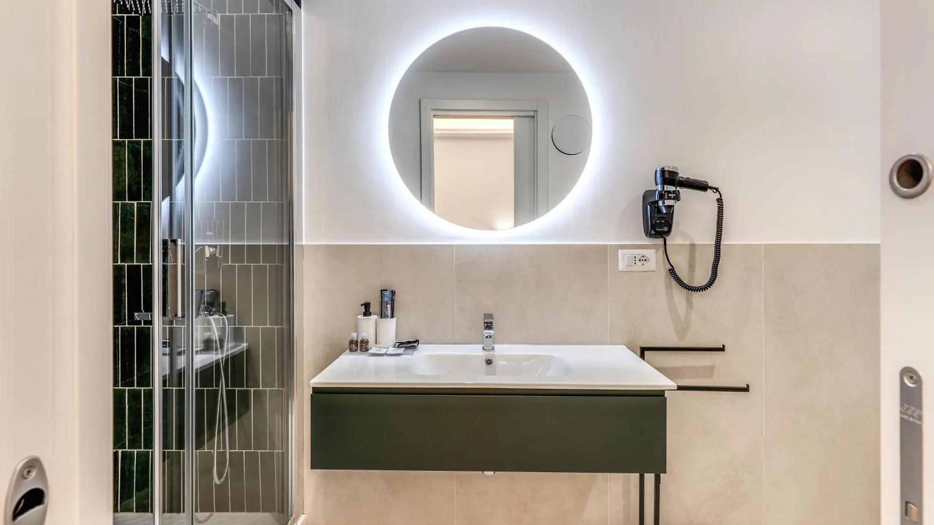 Effe Luxury Rooms Rome 0*,